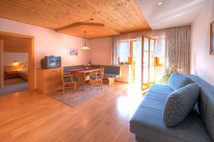 Sauschneid Hof Apartman Taxenbach Kültér fotó