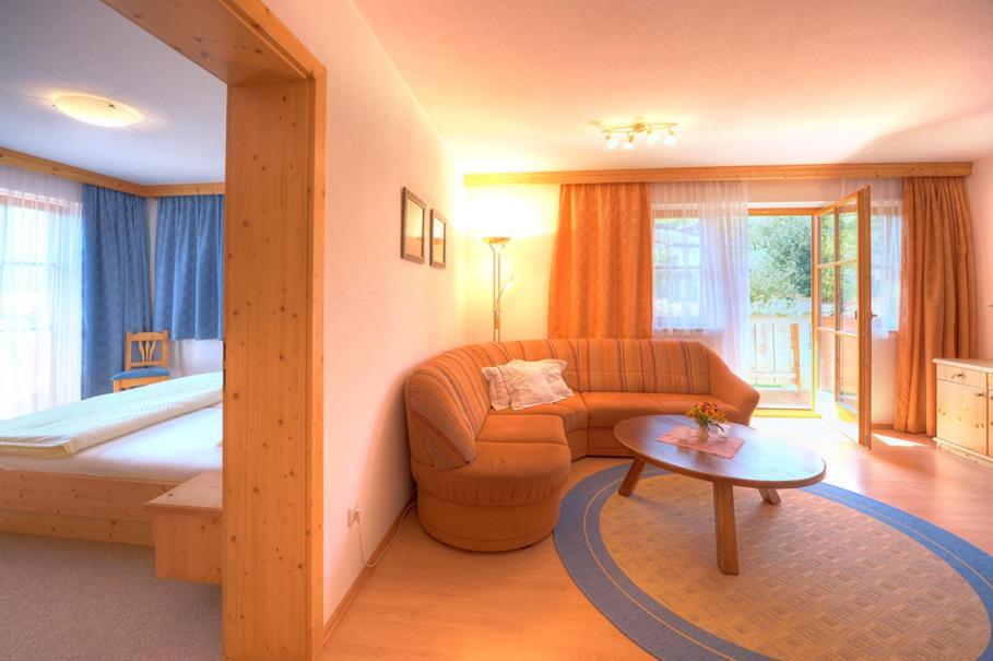Sauschneid Hof Apartman Taxenbach Kültér fotó