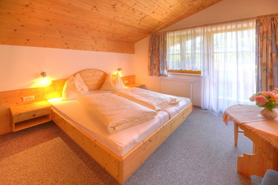 Sauschneid Hof Apartman Taxenbach Kültér fotó